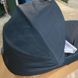 CYBEX Platinum Priam Lux Carry Cot